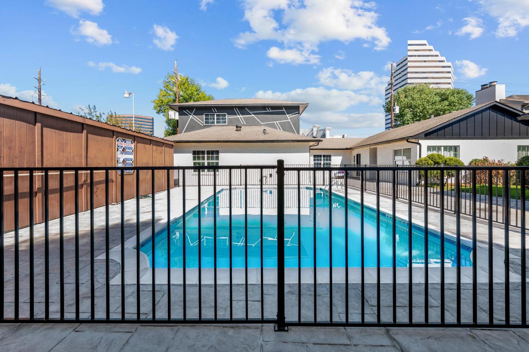 Spacious 1Br Galleria Apt With Pool & Free Park Houston Exteriör bild
